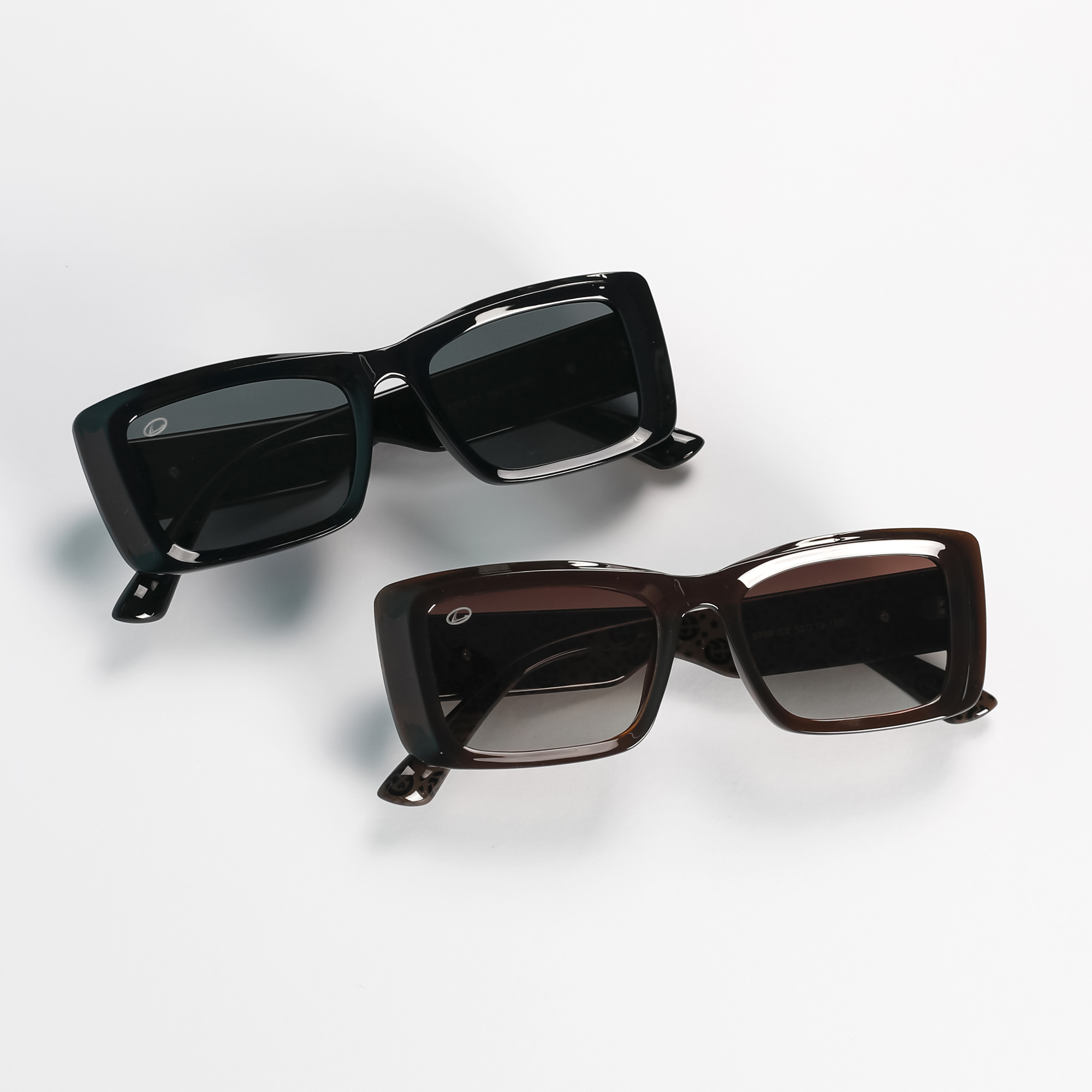 Oliverlane Female sunglass 5206